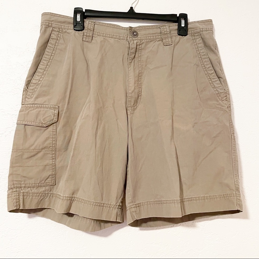 Columbia Men's Size 36" W Ins.‎ 9" Brown "Thin" Color Cargo Shorts 110 AM4676